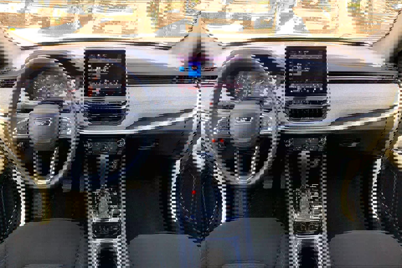 Used 2023 Jeep Compass Sport image 16