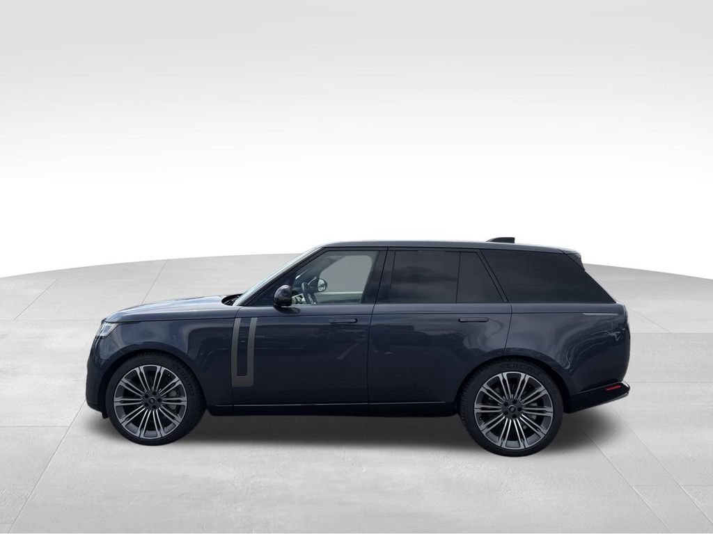 Used 2024 Land Rover Range Rover SE AWD/4WD image 9