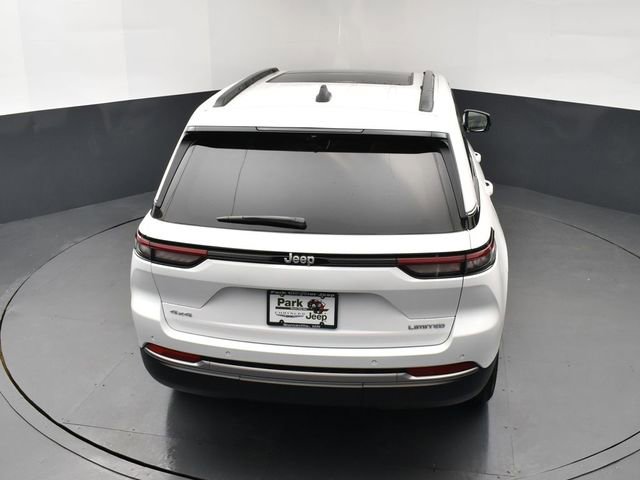 New 2026 Jeep Grand Cherokee Limited w/ Luxury Tech Group II image 14