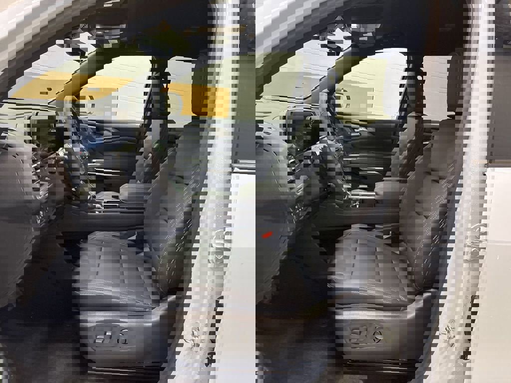 New 2026 Chevrolet Traverse LT AWD/4WD image 15