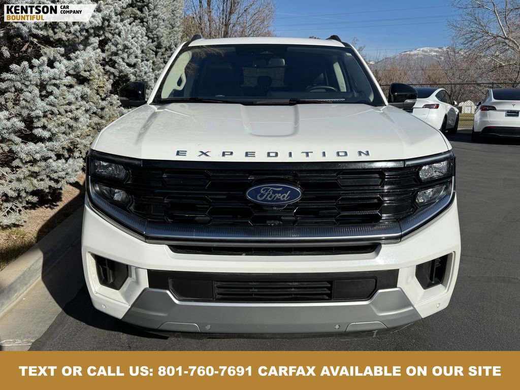 Used 2025 Ford Expedition Max Platinum image 2