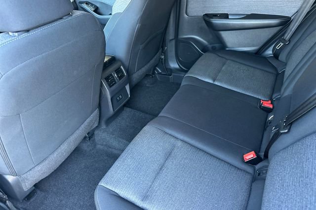 Used 2023 Nissan Rogue SV image 11