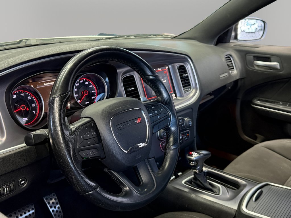 Used 2019 Dodge Charger R/T RWD image 19