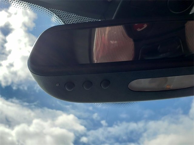 Used 2012 Mercedes-Benz SL 550 image 25