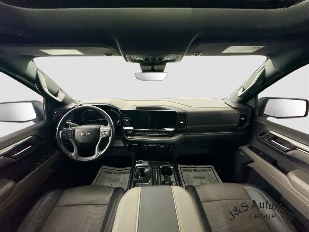 Used 2023 Chevrolet Silverado 1500 ZR2 w/ Technology Package AWD/4WD image 29