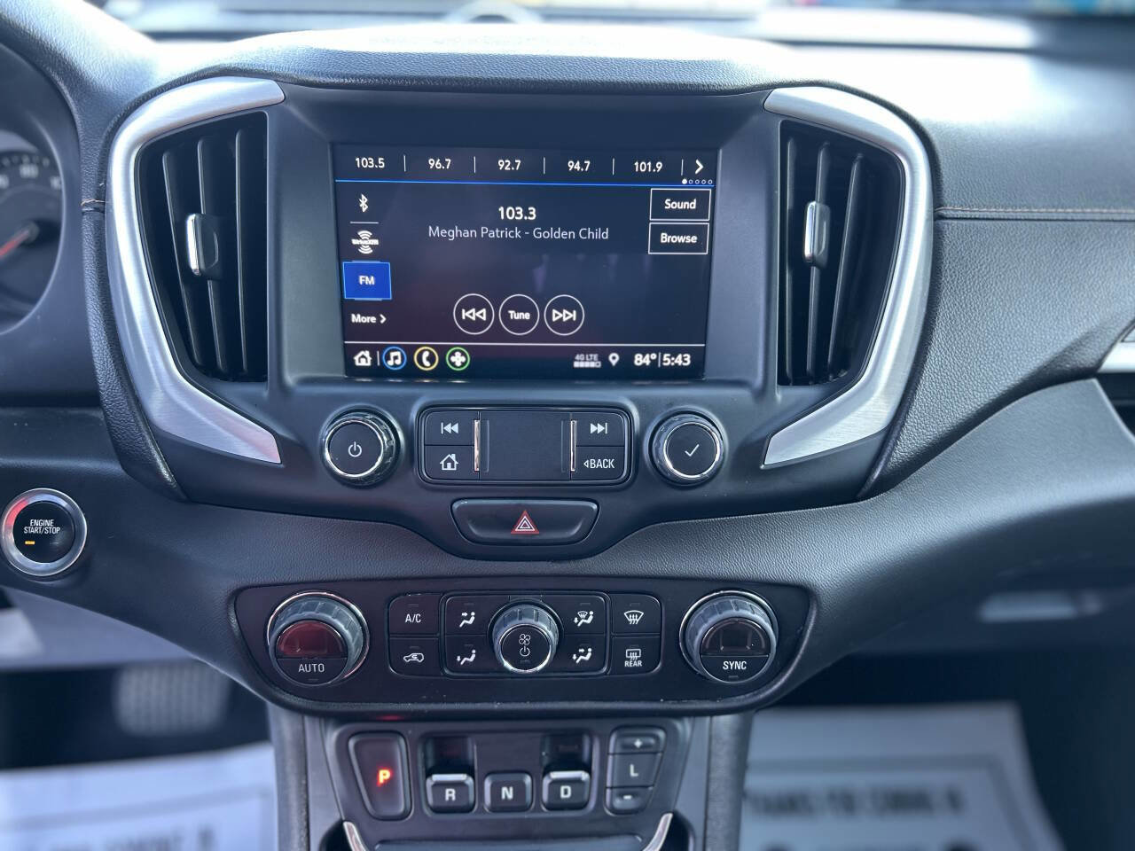 Used 2020 GMC Terrain SLT image 12