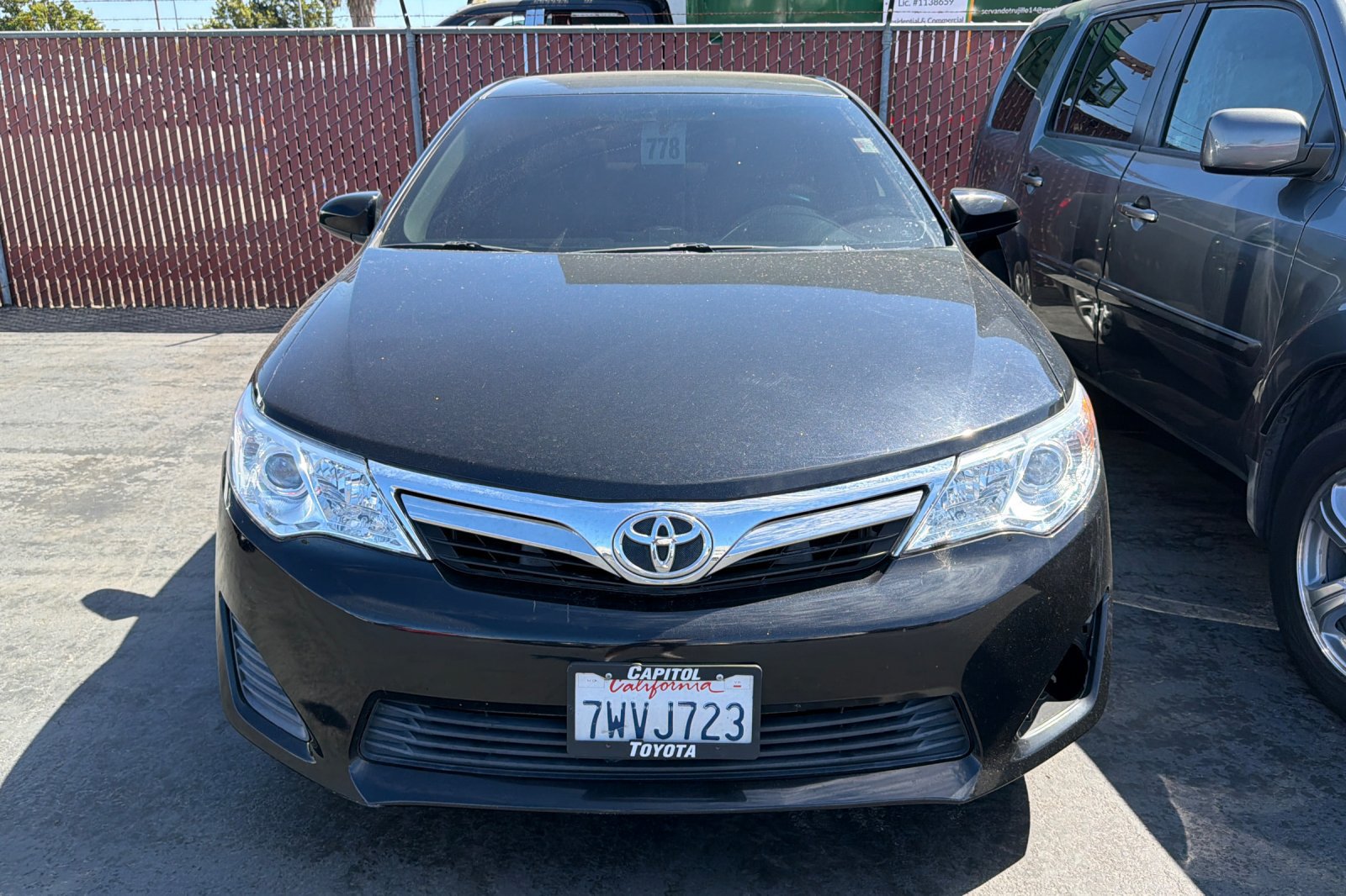 Used 2014 Toyota Camry LE FWD image 3