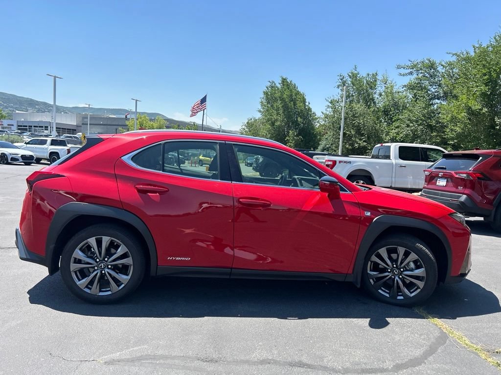 Used 2020 Lexus UX 250h F Sport w/ F Sport Premium Package AWD/4WD image 4