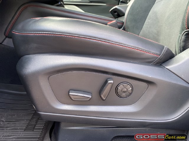 Used 2025 Ford Explorer ST w/ Sun And Sound Package AWD/4WD image 27