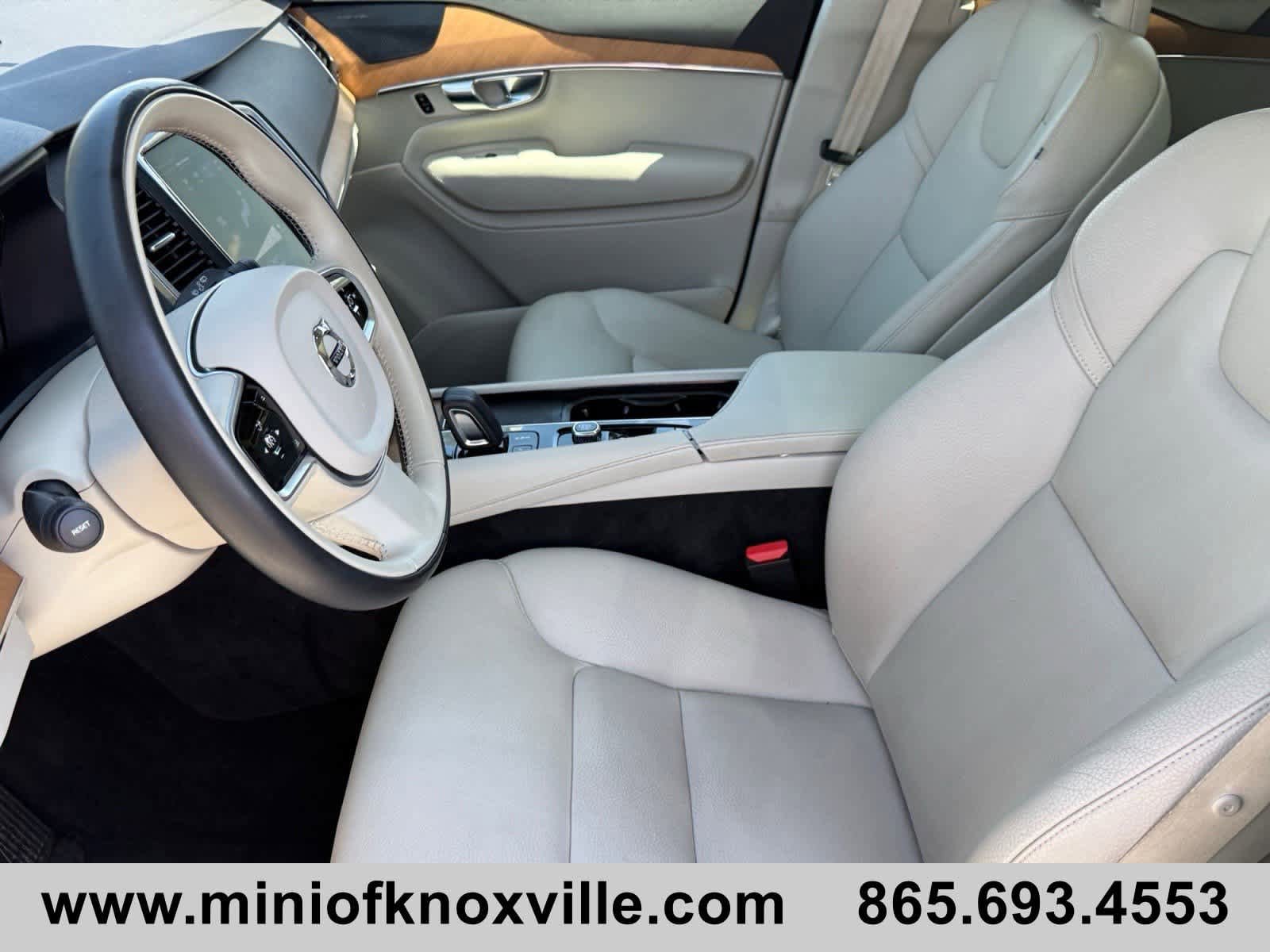 Used 2021 Volvo XC90 T8 Inscription Expression w/ Climate Package image 11