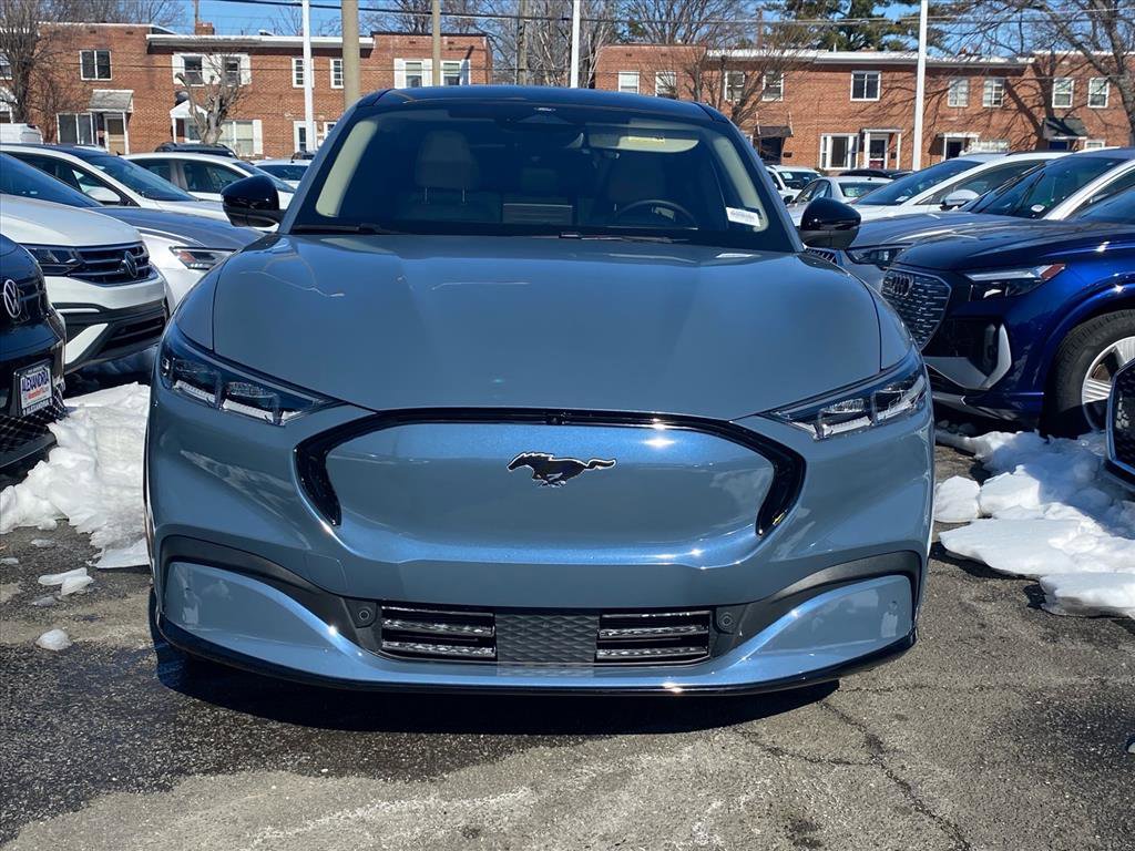 Used 2023 Ford Mustang Mach-E Premium image 4
