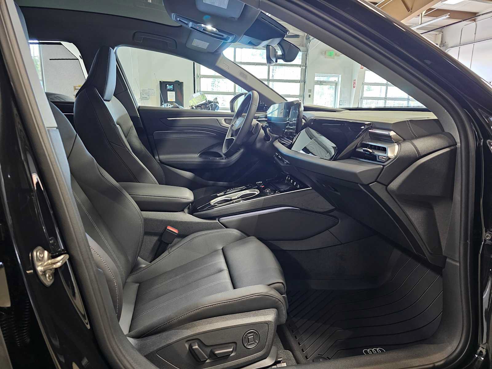 New 2026 Audi A6 Premium Plus AWD/4WD image 11