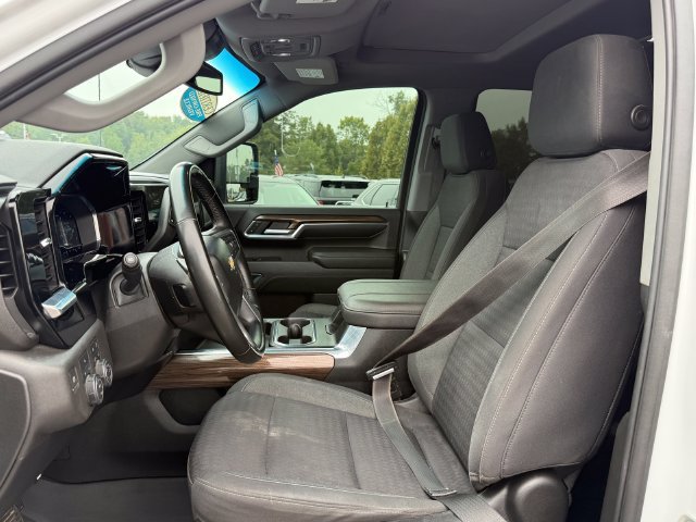 Used 2024 Chevrolet Silverado 3500 LT w/ All Star Edition AWD/4WD image 6