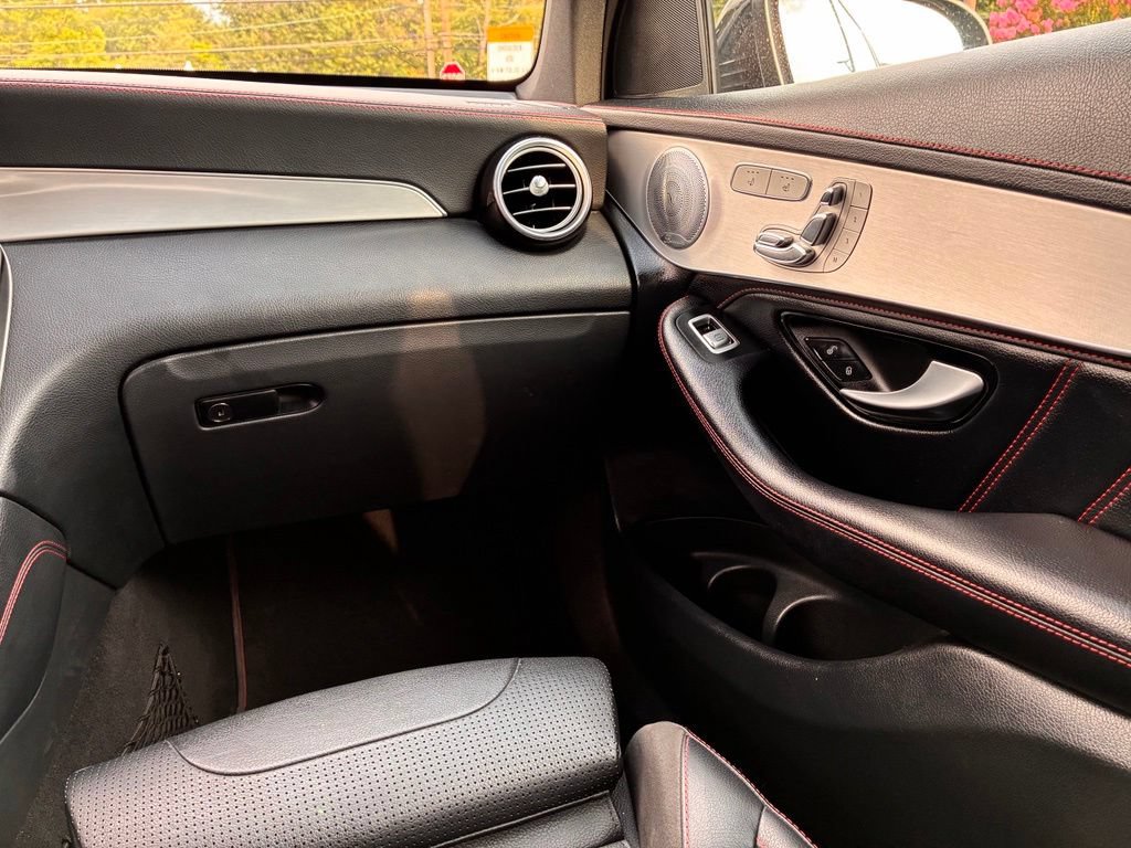 Used 2019 Mercedes-Benz GLC 43 AMG 4MATIC image 43