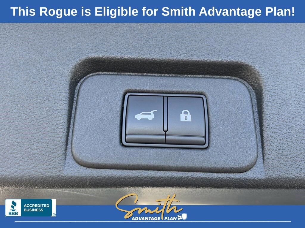 Used 2022 Nissan Rogue SL w/ SL Premium Package image 13