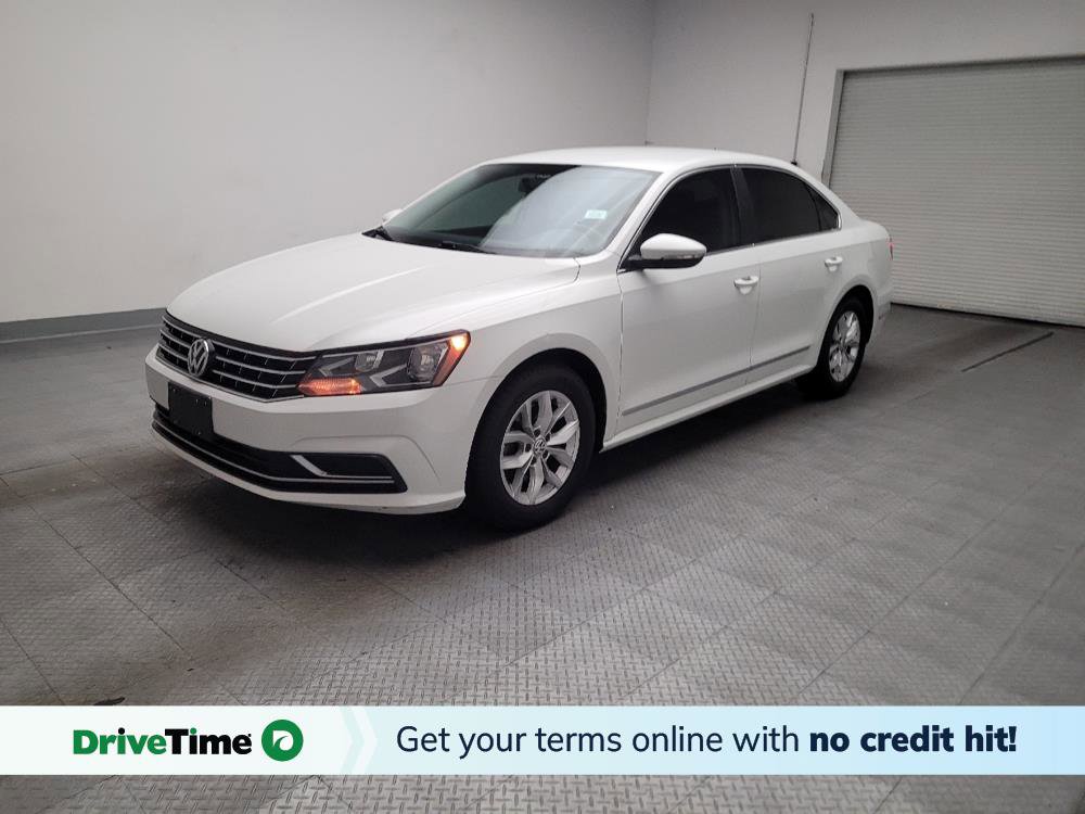 Used 2016 Volkswagen Passat 1.8T S image 1