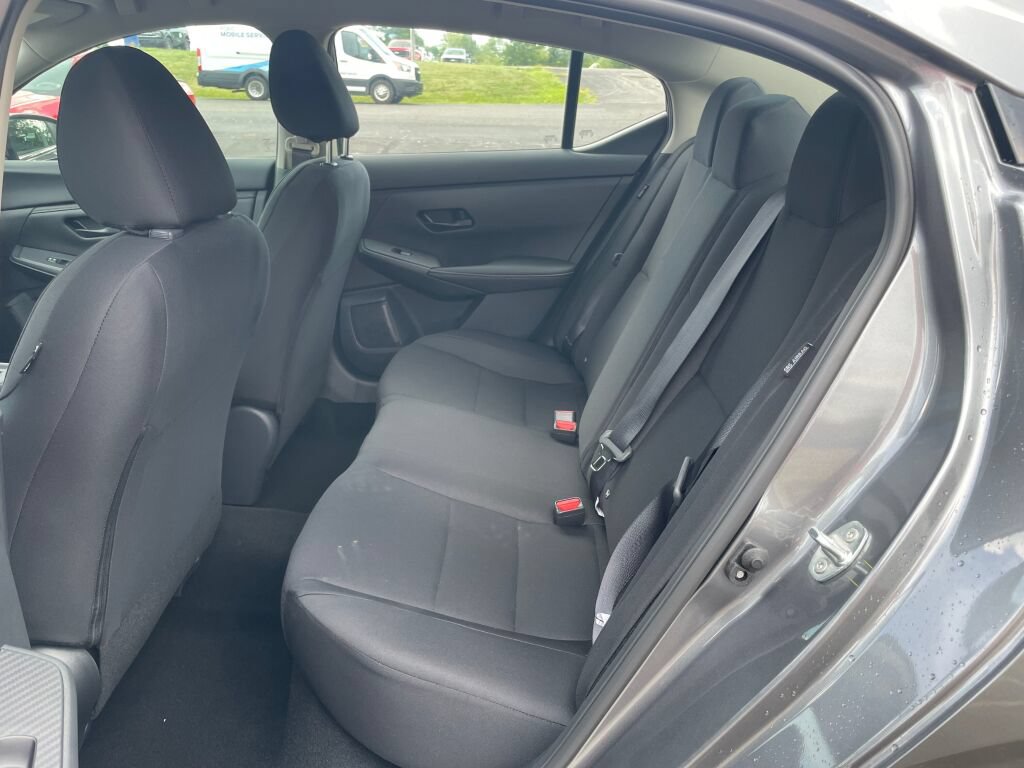 Used 2024 Nissan Sentra S FWD image 16