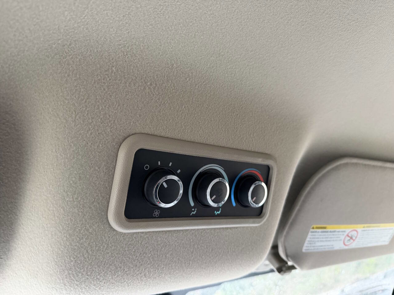 Used 2019 Chevrolet Express 3500 LT w/ LT Preferred Equipment Group image 27