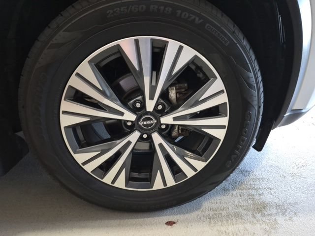 Certified 2023 Nissan Rogue SV AWD/4WD image 28