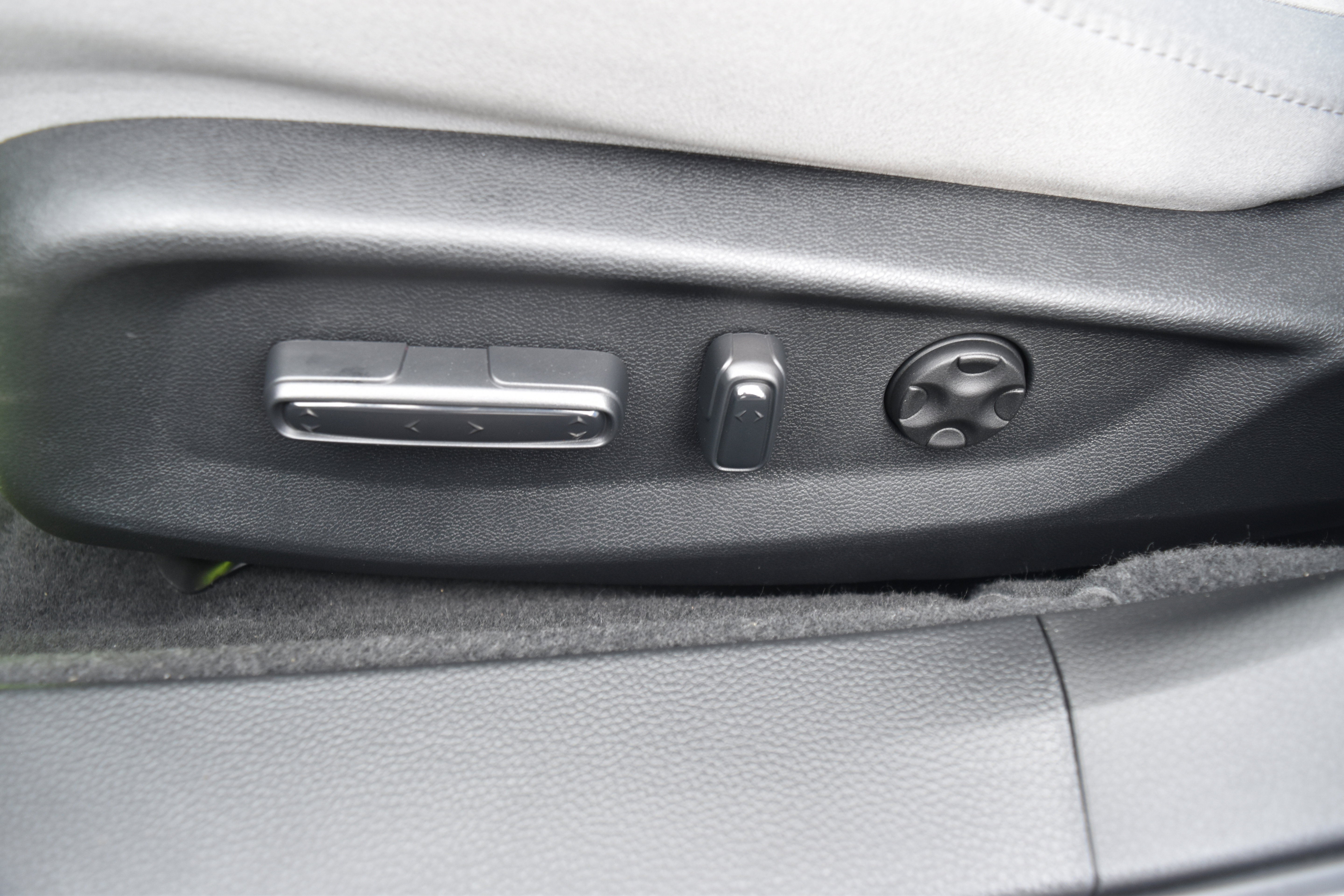 Certified 2020 Honda Accord EX image 13