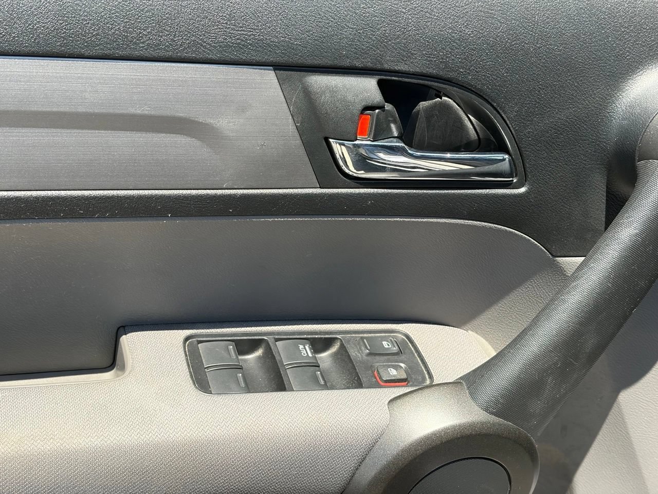 Used 2011 Honda CR-V SE image 6