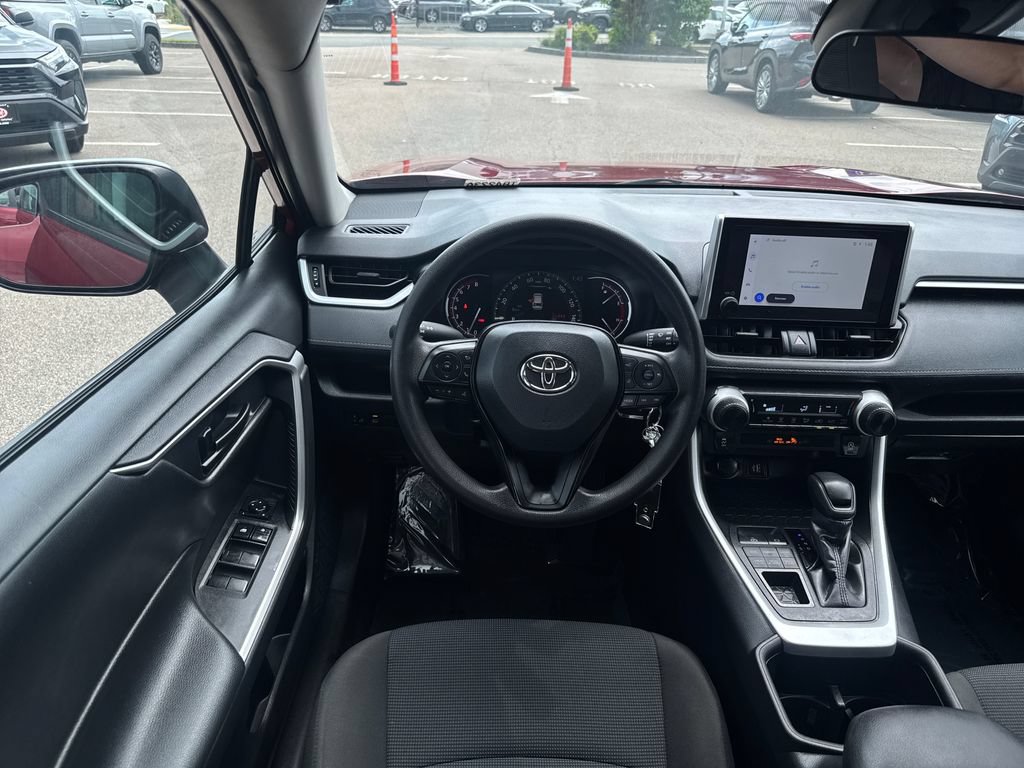 Used 2024 Toyota RAV4 LE AWD/4WD image 12
