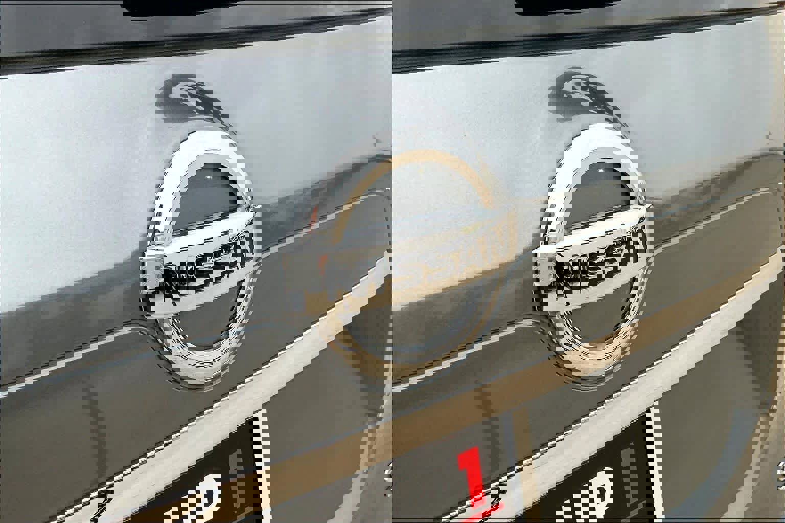 Used 2020 Nissan Rogue SV image 10