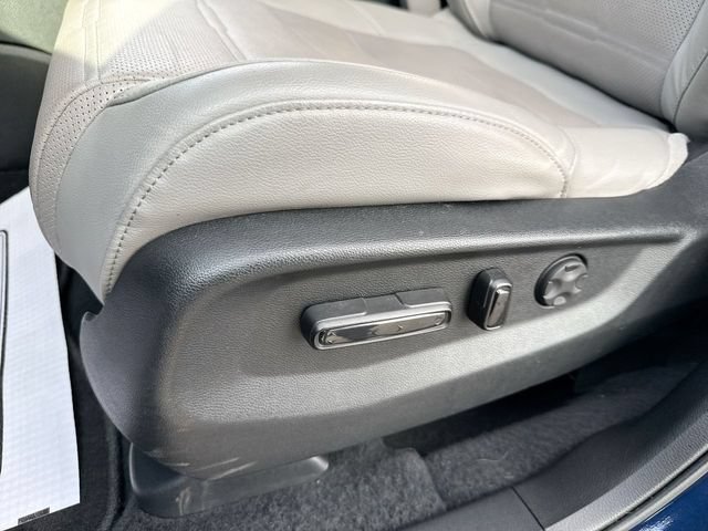 Used 2022 Honda CR-V EX-L image 12