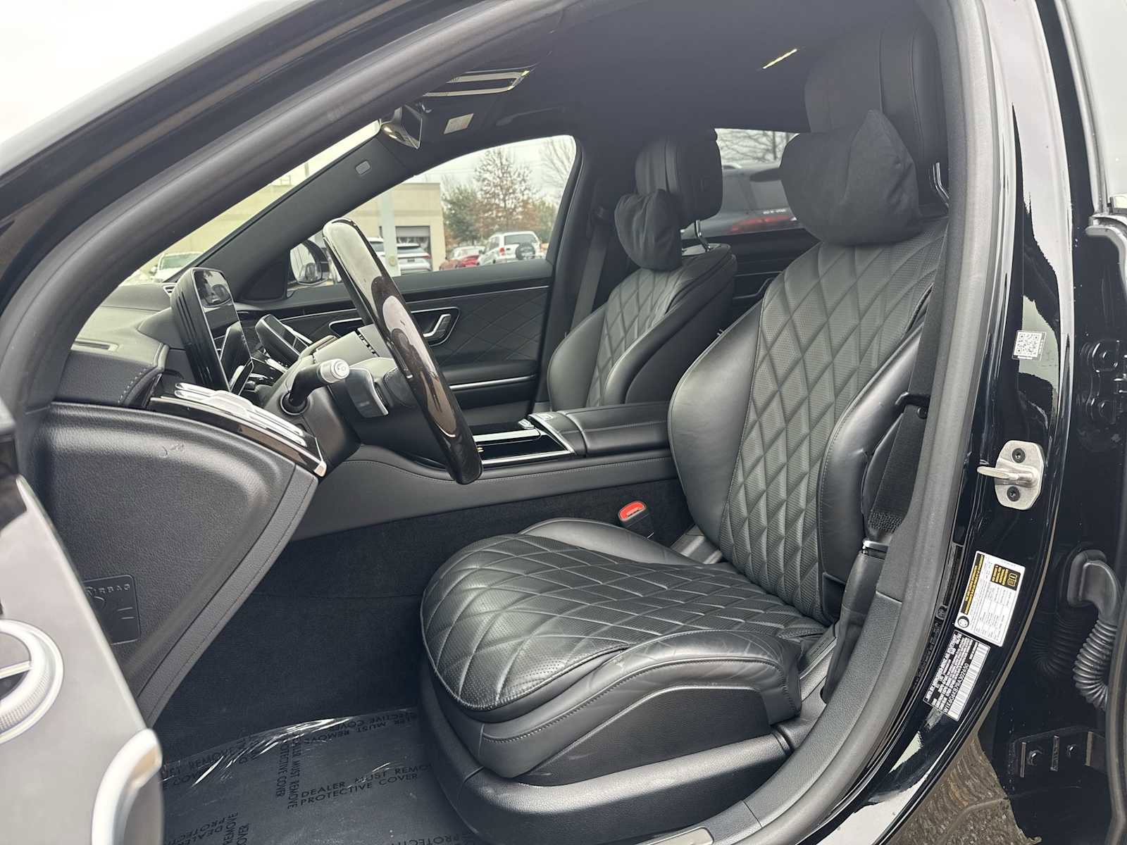 Used 2024 Mercedes-Benz S 580e 4MATIC Sedan image 15