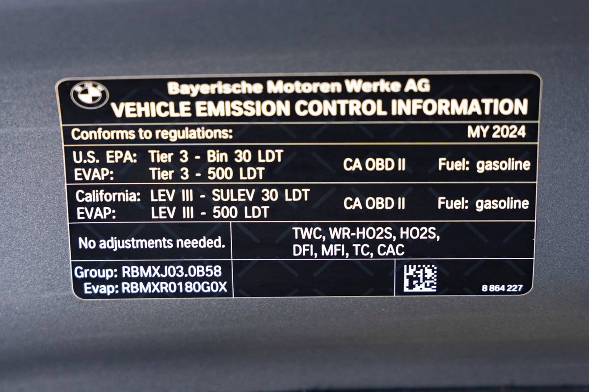 Certified 2024 BMW X6 xDrive40i w/ M Sport Professional Package AWD/4WD image 35
