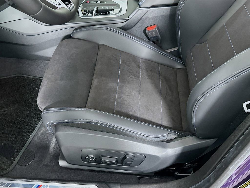 Used 2026 BMW M235i xDrive w/ Technology Package image 21