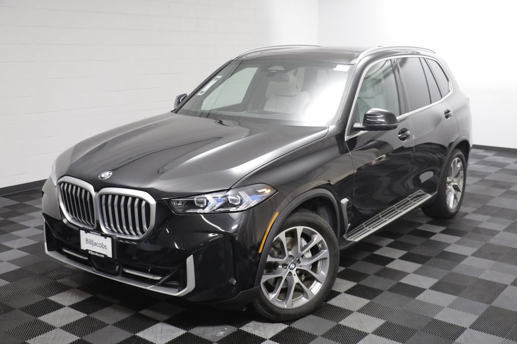 Used 2026 BMW X5 xDrive40i w/ Premium Package AWD/4WD image 2