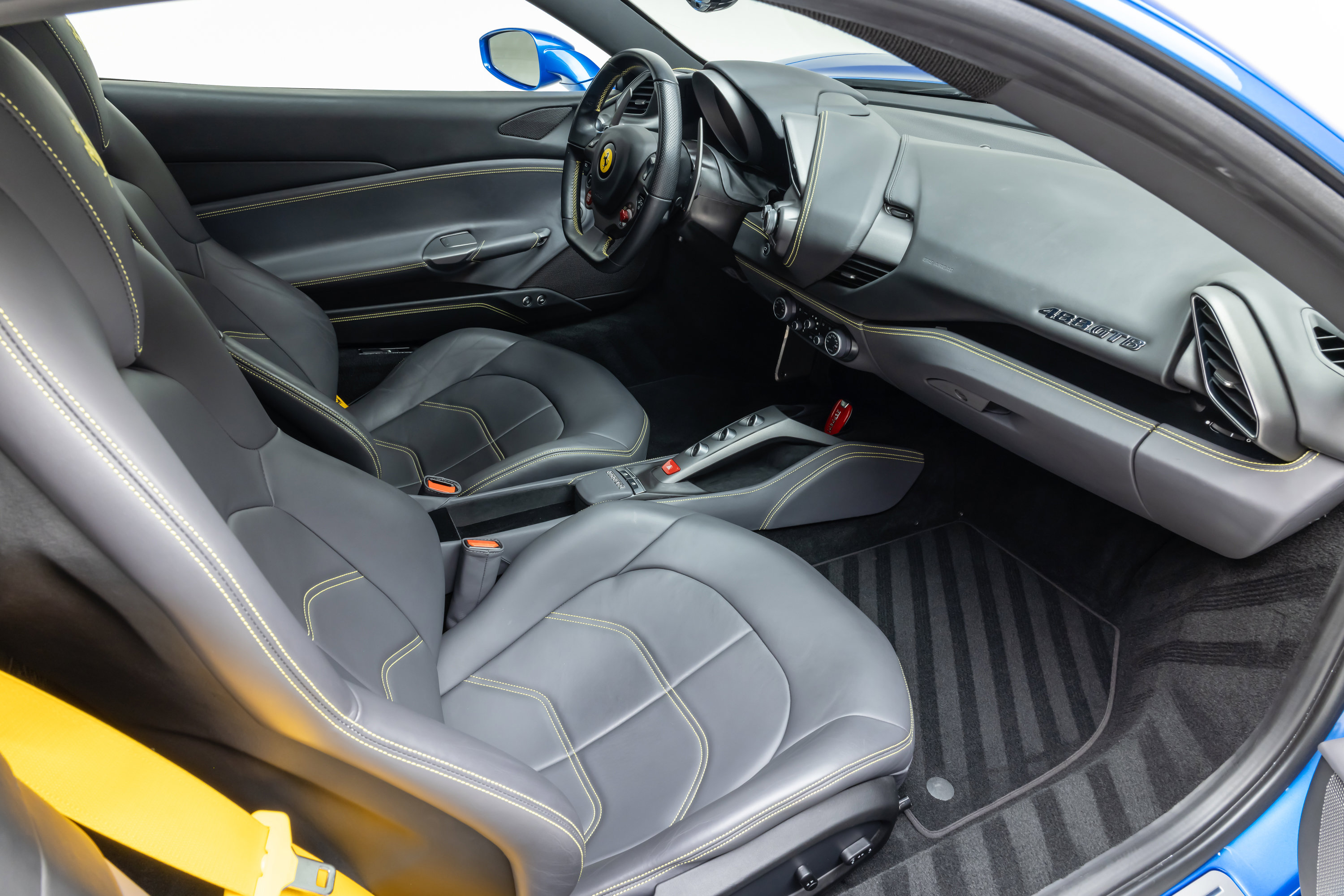 Certified 2018 Ferrari 488 GTB image 33