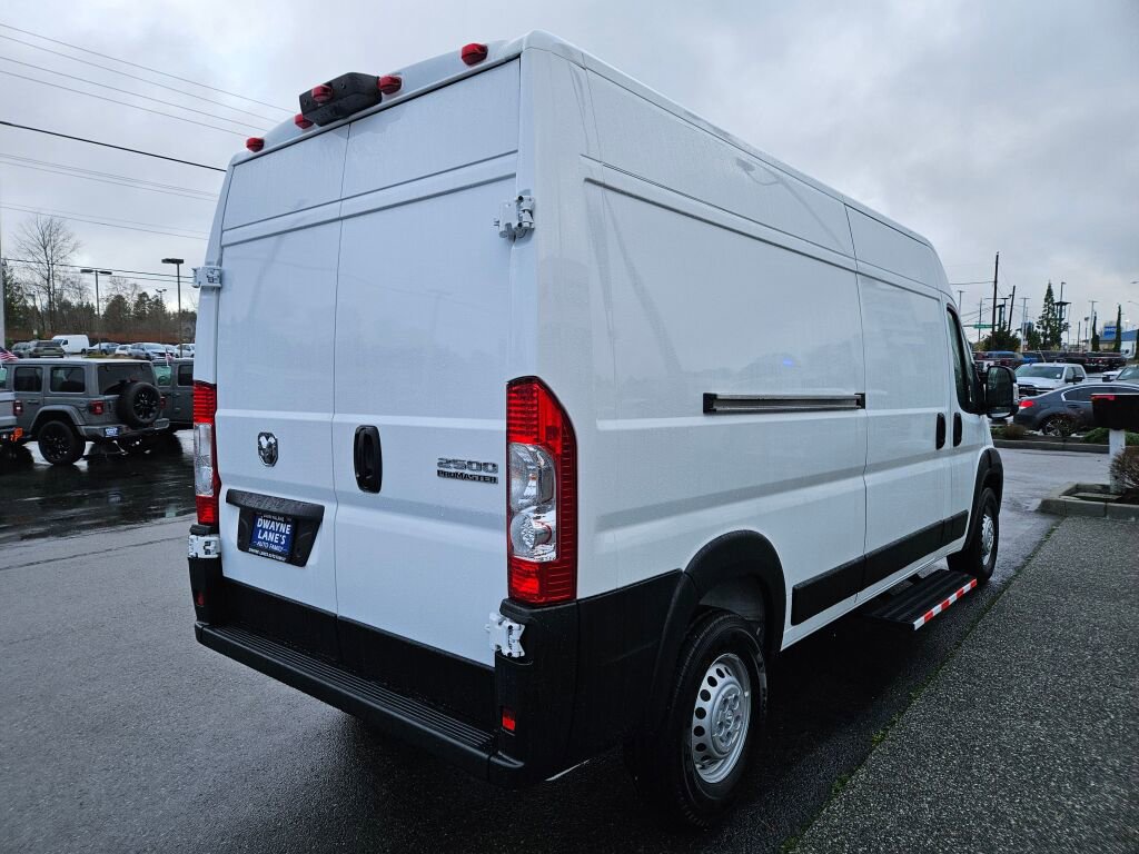 Used 2025 RAM ProMaster 2500 w/ Convenience Group image 5