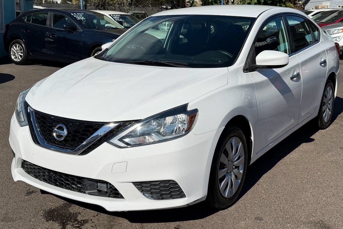 Used 2018 Nissan Sentra S FWD image 7