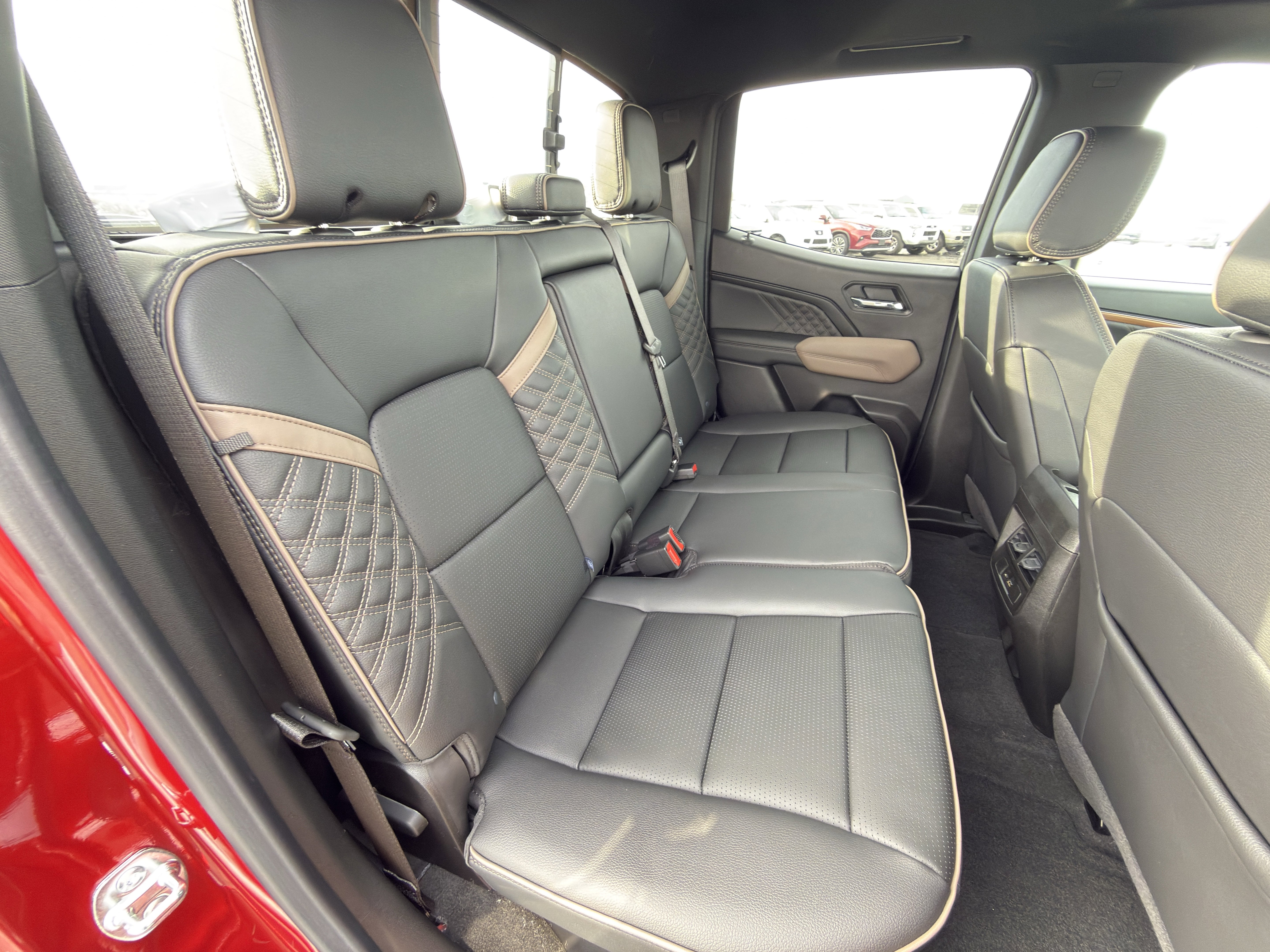 New 2026 GMC Canyon Denali image 15