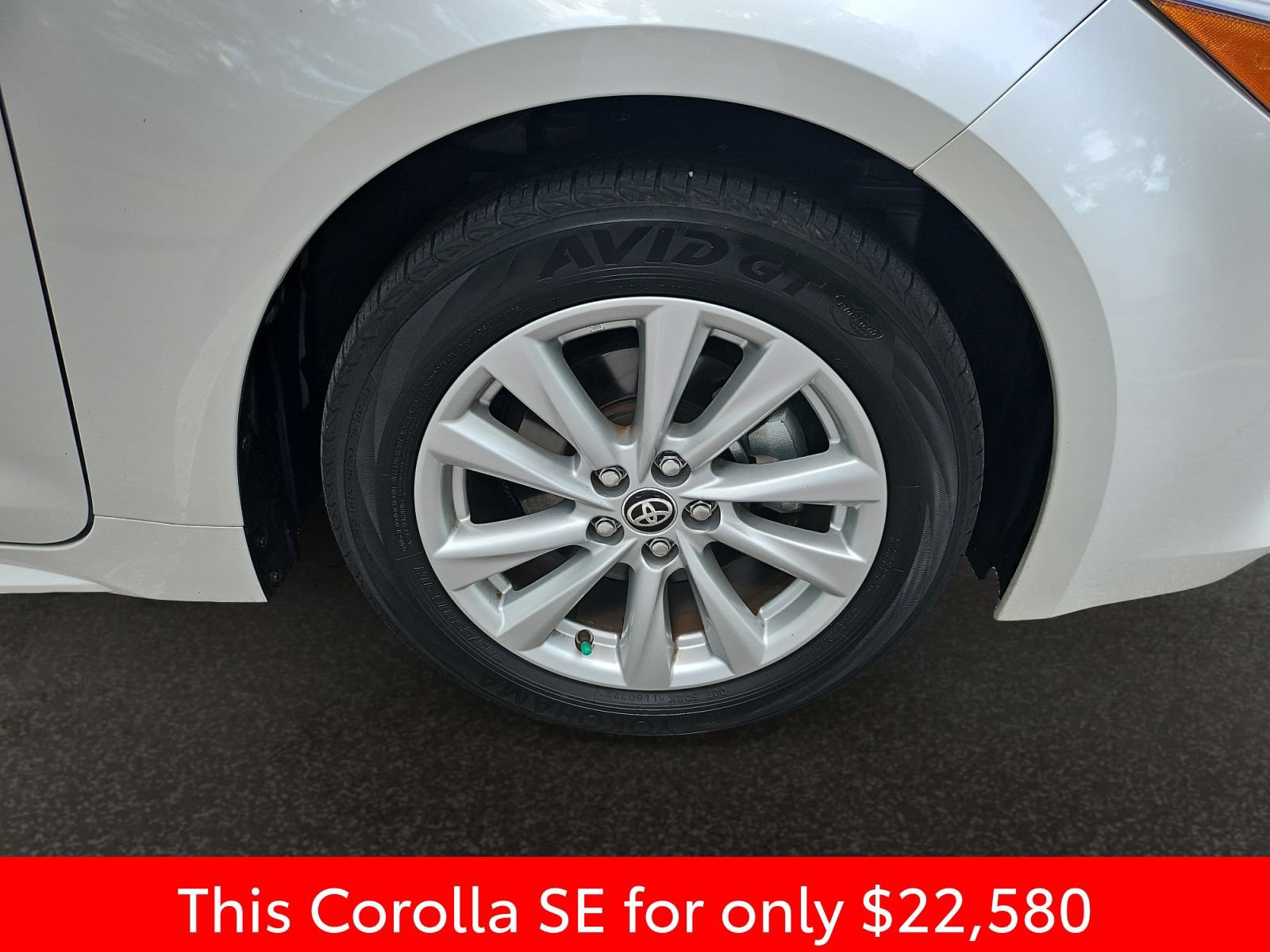 Used 2023 Toyota Corolla SE FWD image 41
