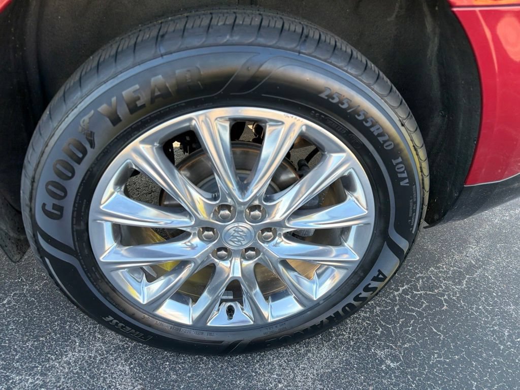 Used 2021 Buick Enclave Essence FWD image 10