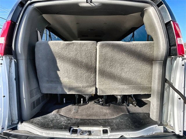 Used 2020 Chevrolet Express 3500 LT w/ LT Preferred Equipment Group image 23