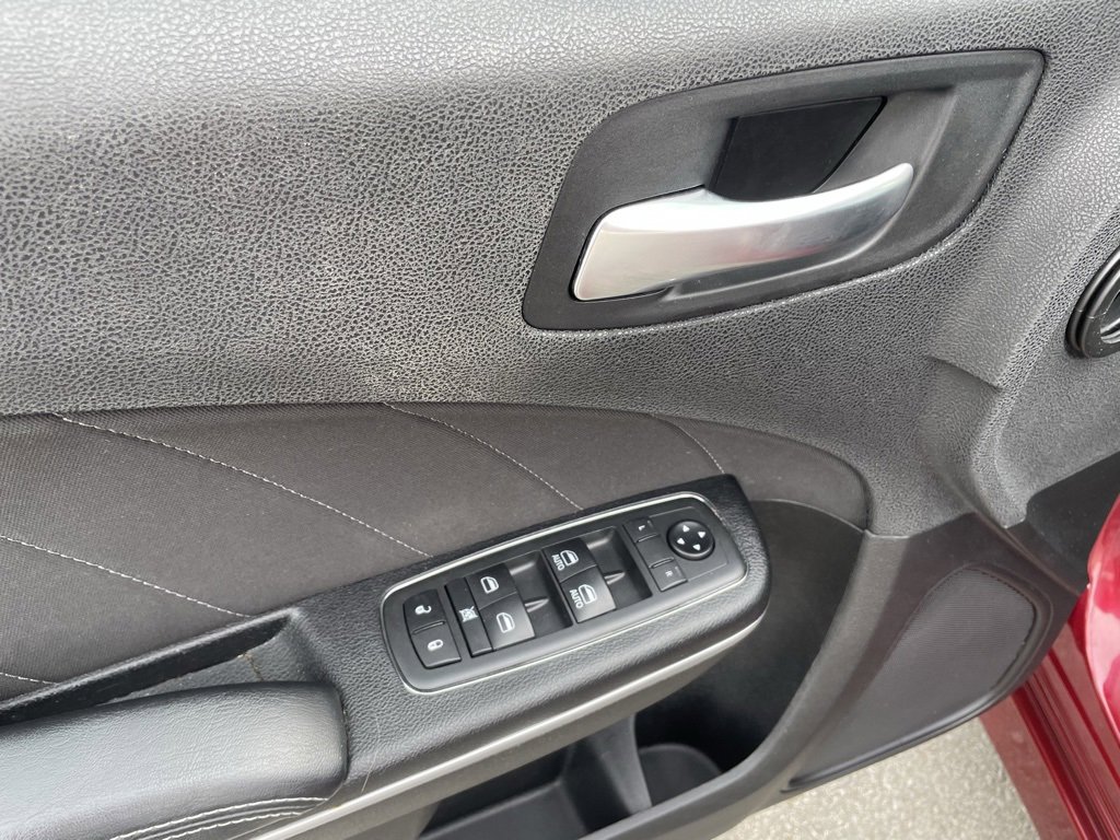 Used 2019 Dodge Charger GT image 12