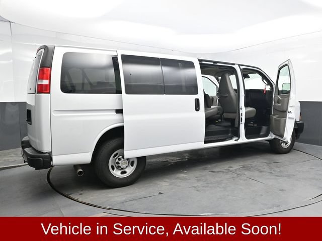 Used 2024 Chevrolet Express 3500 LS RWD image 47
