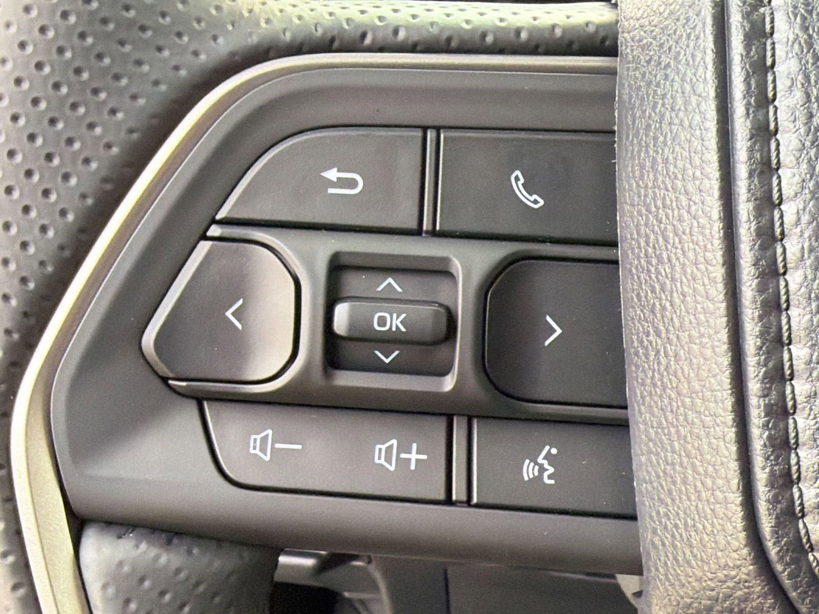 New 2026 Toyota 4Runner 4WD image 17