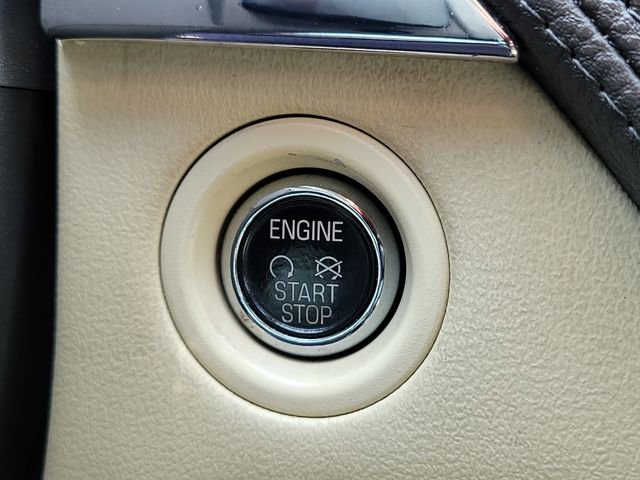 Used 2013 Lincoln MKS AWD image 29