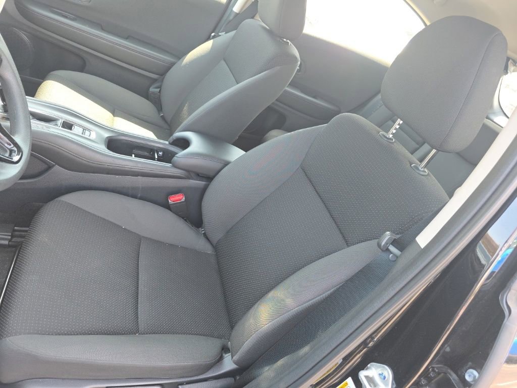 Used 2021 Honda HR-V LX image 10