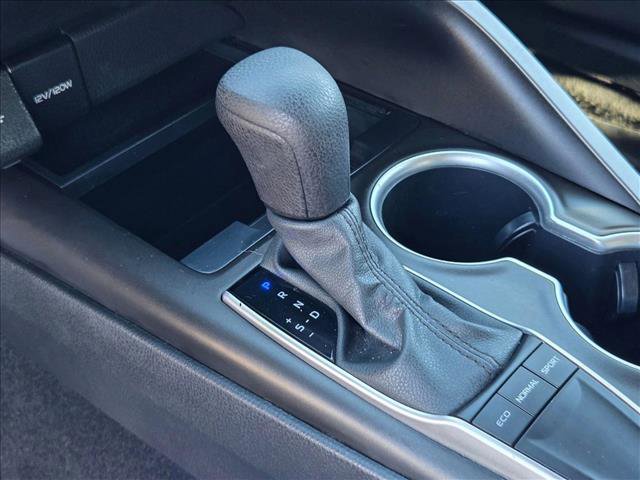 Used 2023 Toyota Camry LE image 12