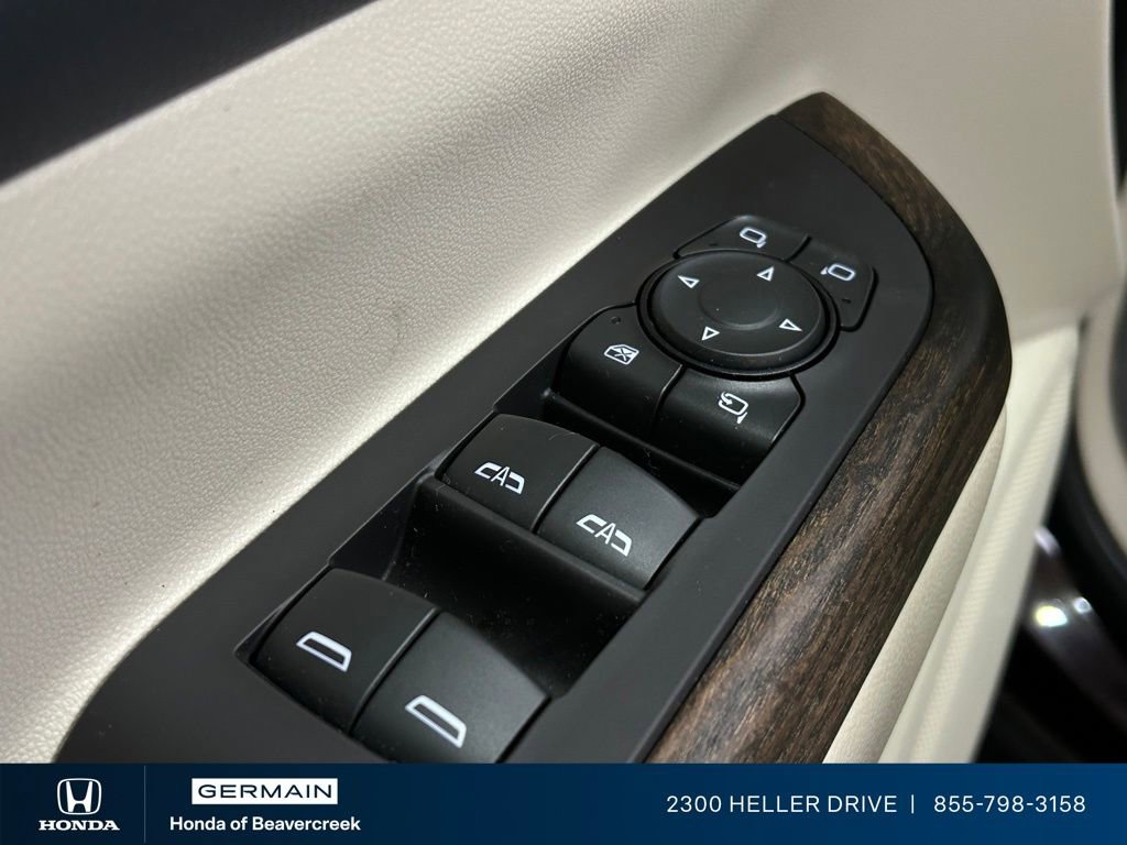 Used 2020 GMC Acadia Denali w/ Denali Ultimate Package image 18