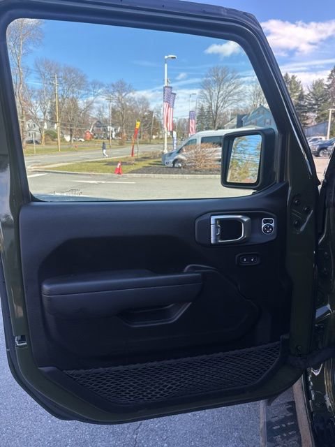 Used 2024 Jeep Wrangler Unlimited w/ Convenience Group image 15
