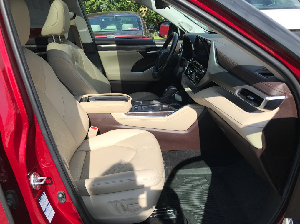Certified 2021 Toyota Highlander Platinum image 35