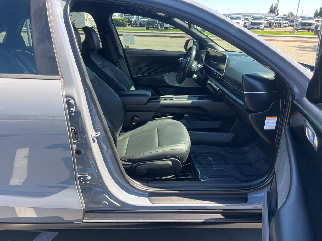 Used 2024 Hyundai Ioniq 6 SEL RWD image 35