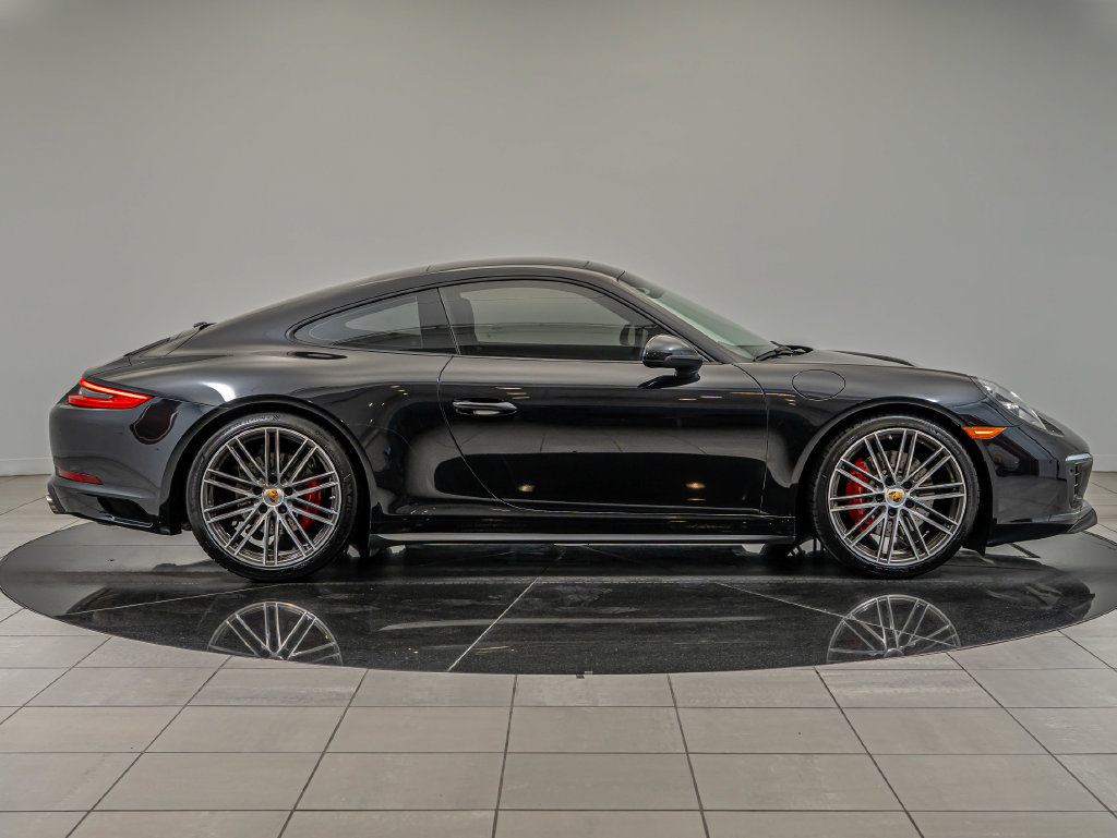 Used 2019 Porsche 911 Carrera 4S AWD/4WD image 8